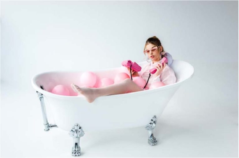 When, Where and Who Built the Modern Bathtub in Singapore?